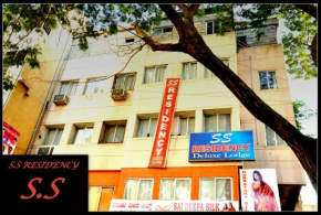 S S Residency Sr Nagar kanteerava stadium mallya hospital vfs global tech park Bangalore